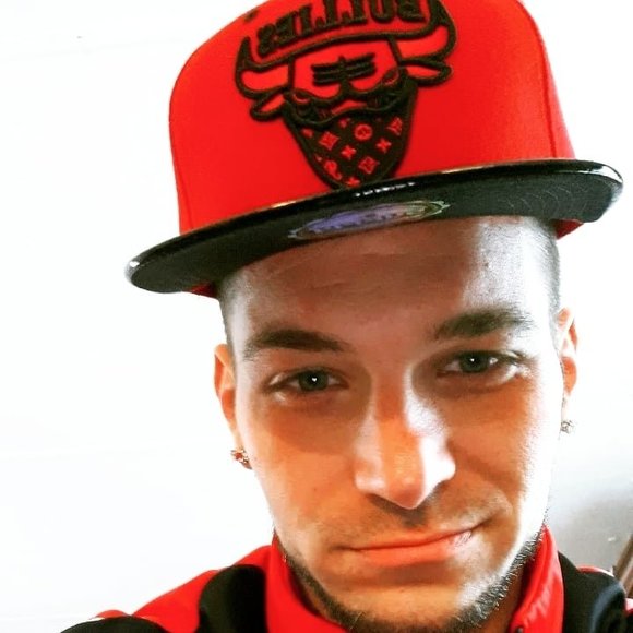 Meet your Posher, Josh - Picture 1 of 1